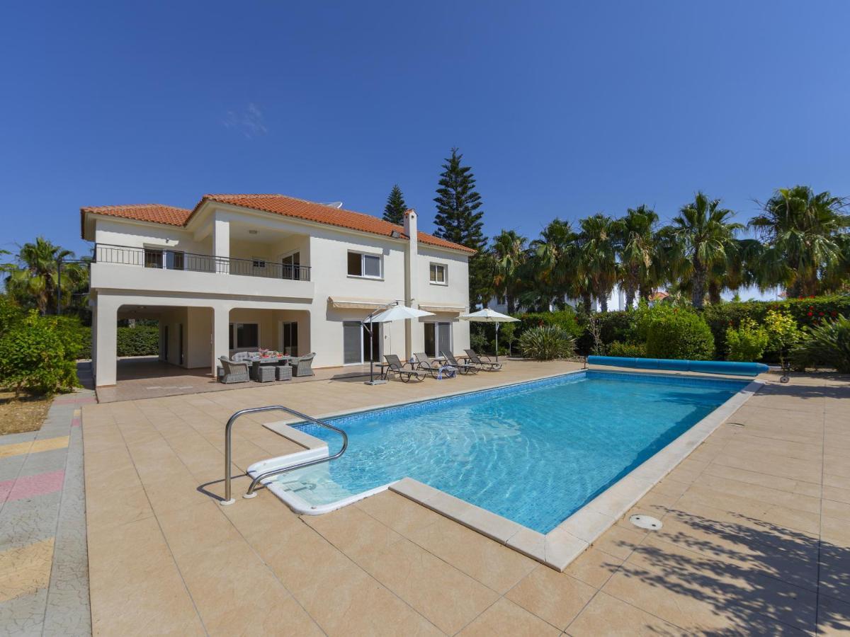 Villa Meneou Seaside Mansion 7 à Larnaca Extérieur photo